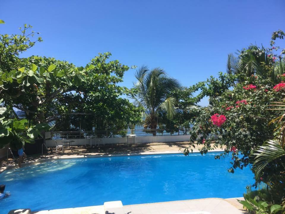 Ucoy Beach Resort Libertad Εξωτερικό φωτογραφία